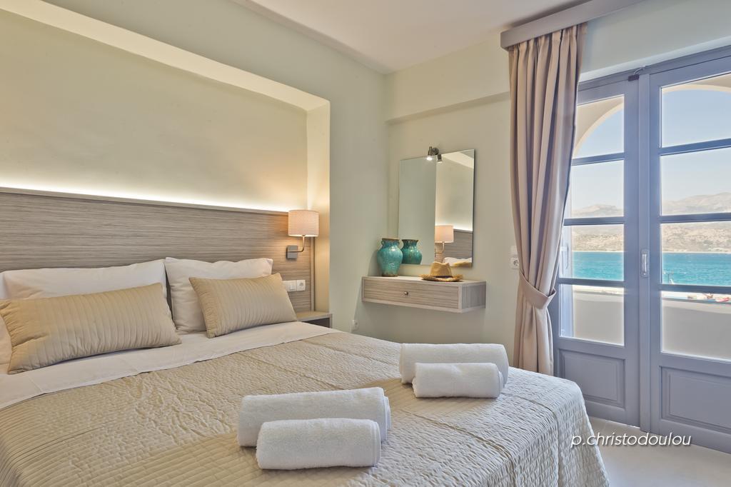 Nereus Luxurious Suites Karpathos Exterior photo